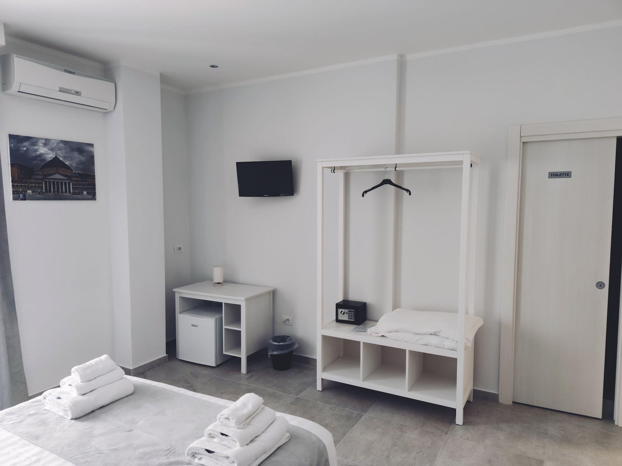 B&B I Borbone Neapel Exteriör bild