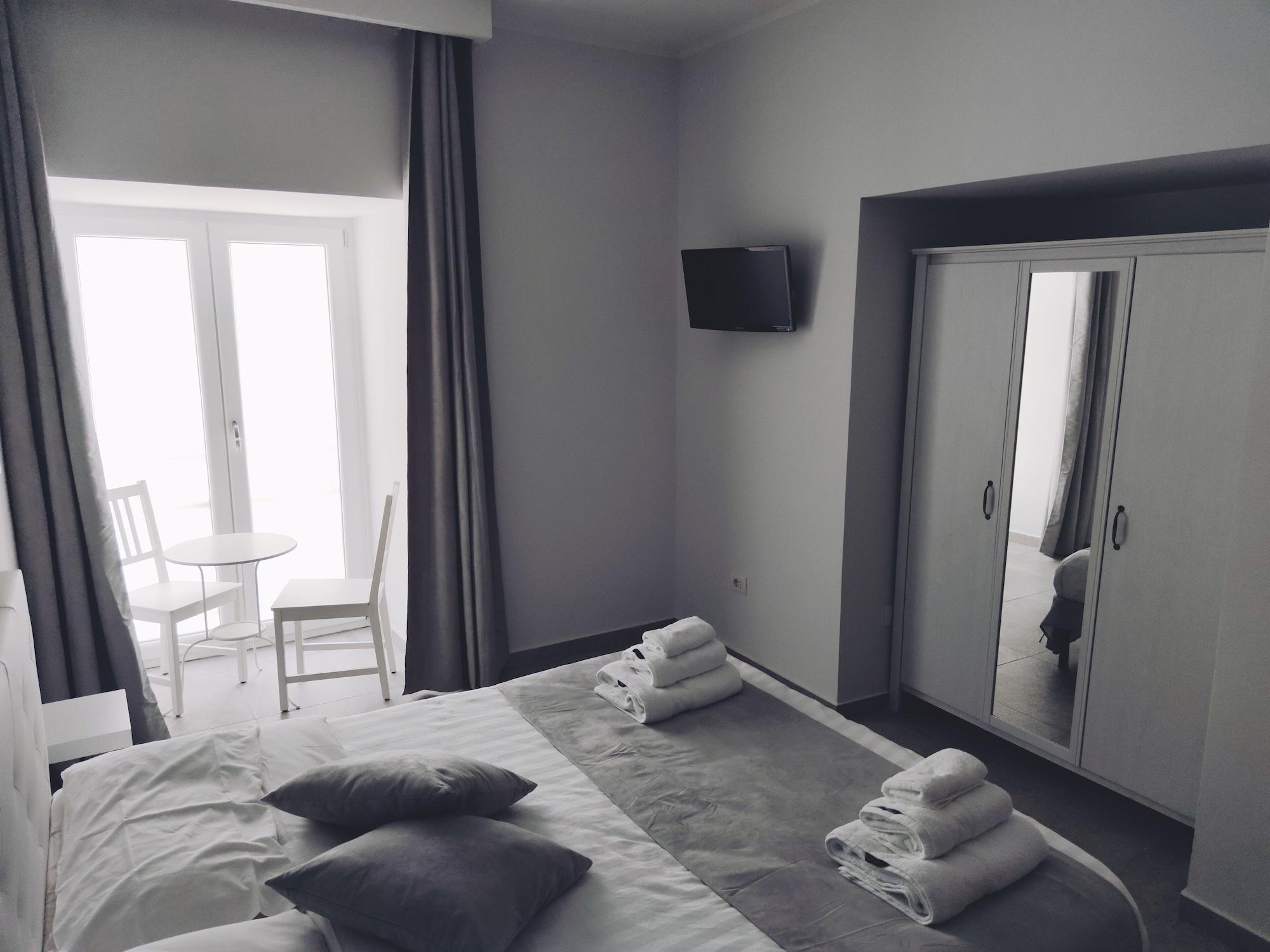 B&B I Borbone Neapel Exteriör bild